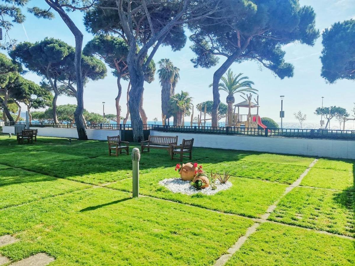 Seafront Apartment In Blanes Zewnętrze zdjęcie